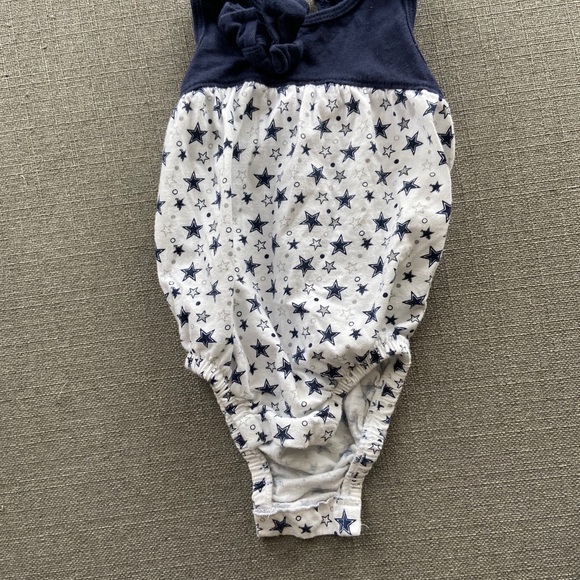 Baby girl clothing LOT: 8 outfits - Picture 5 of 8